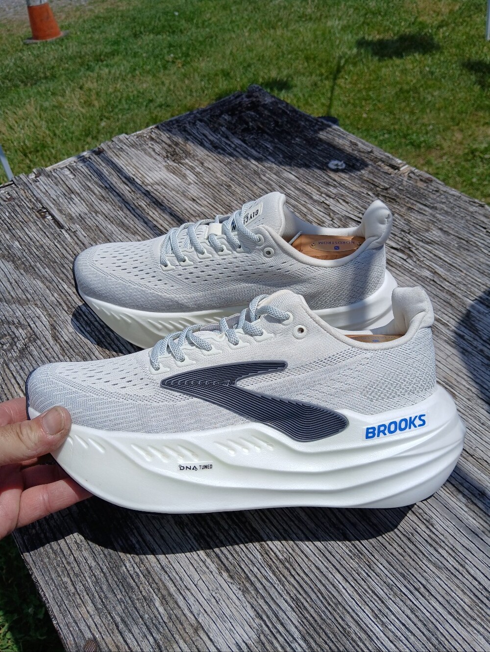 Brooks Glycerine Max Super Comfort/Athletic Medical Field Shoes 8.5 Men/10 Women